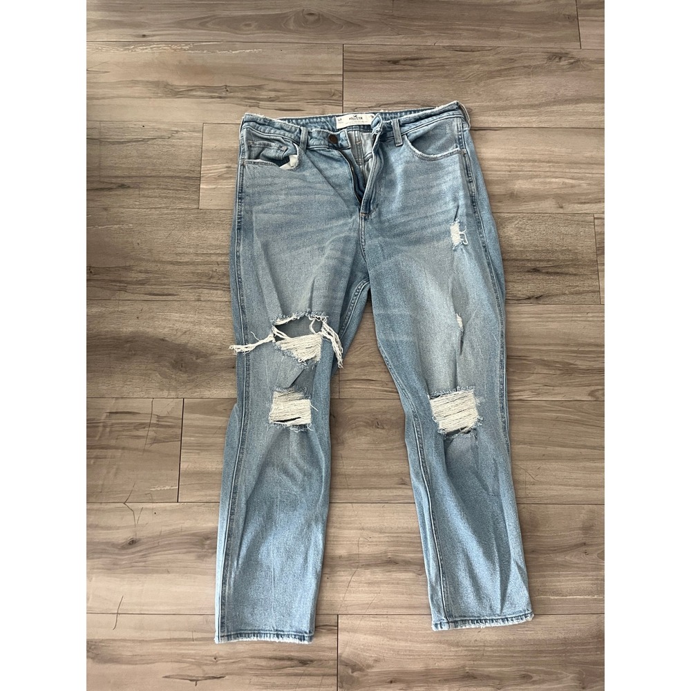 Hollister Curvy Ultra High-Rise Mom Jeans Light Wash Distressed Size 14R W32R